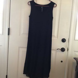 NWT EILEEN FISHER BLACK SCOOP NECK DRESS. XS.